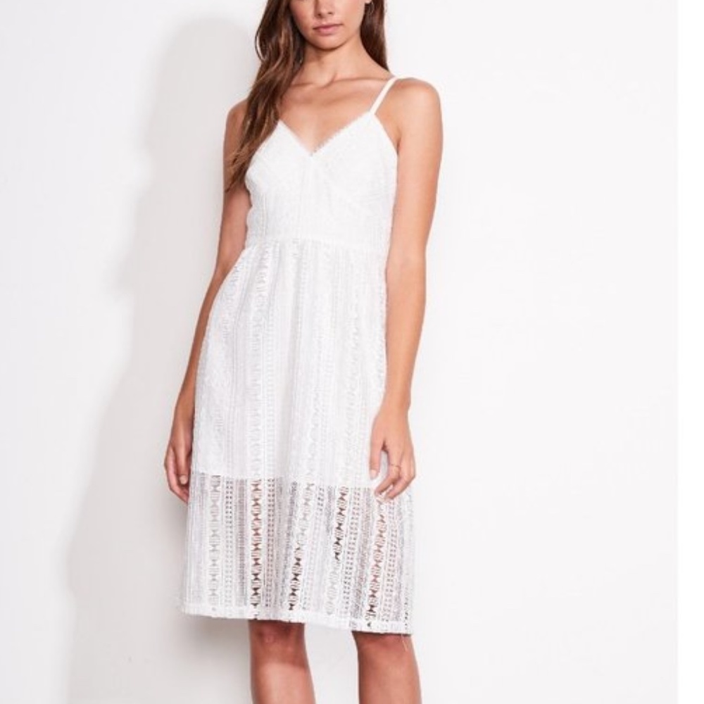ALI & JAY Belissimo Lace Fit & Flare Midi Dress